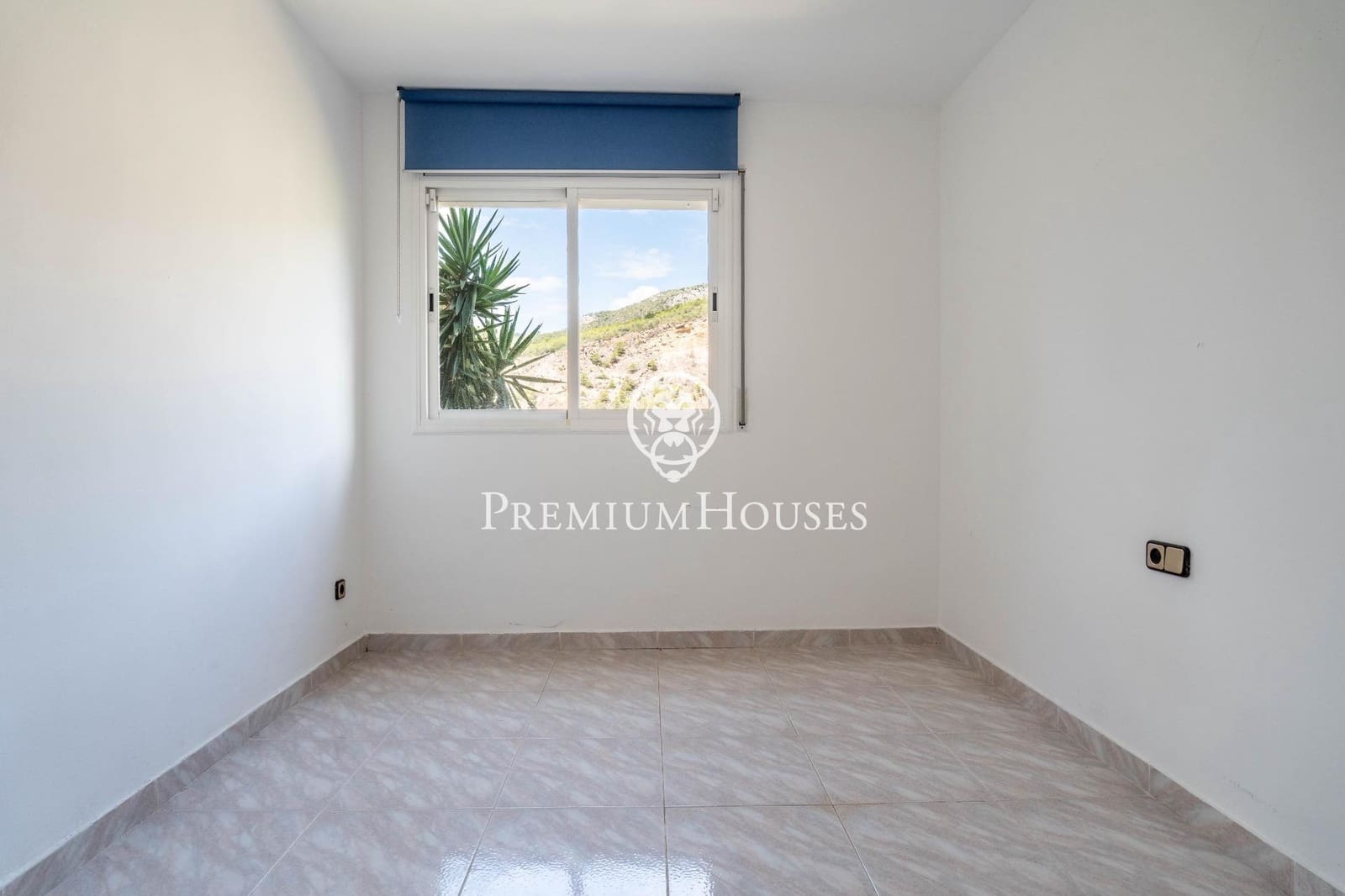 4 slaapkamer Rijtjeshuis te koop in Les Botigues de Sitges met zwembad garage - € 495.000 (Ref: 9145718)