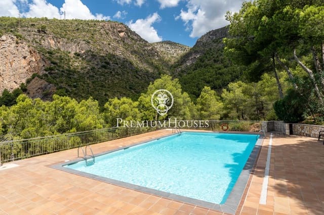 4 quarto Moradia em Banda para venda em Les Botigues de Sitges, Sitges com piscina garagem - 495 000 € (Ref: 9145718)