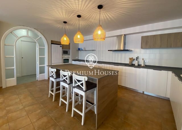 4 Zimmer Reihenhaus zu vermieten in Tarragona Stadt mit Pool Garage - 3.500 € (Ref: 9145719)