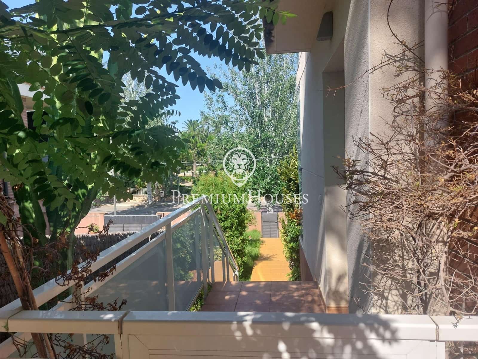 4 soveværelse Semi-Rækkehus til leje i Tarragona by med swimmingpool garage - € 2.900 (Ref: 9145720)