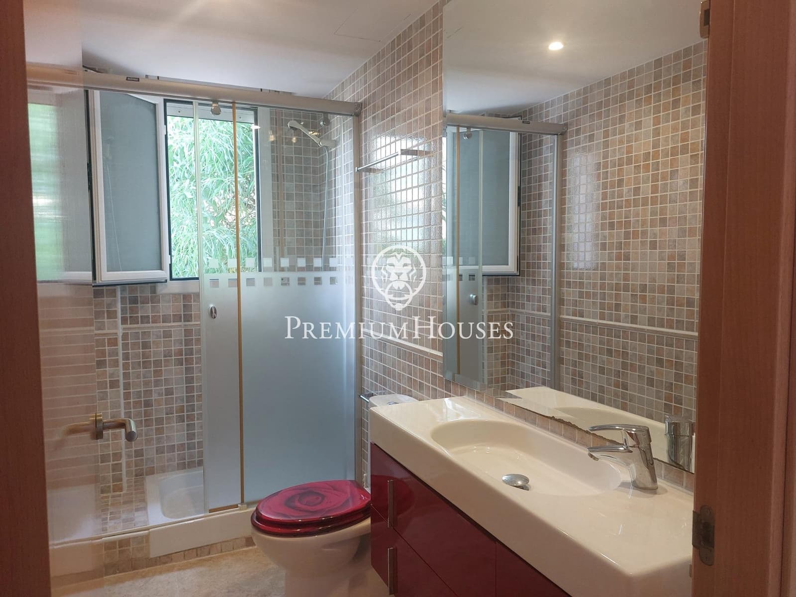 4 soveværelse Semi-Rækkehus til leje i Tarragona by med swimmingpool garage - € 2.900 (Ref: 9145720)