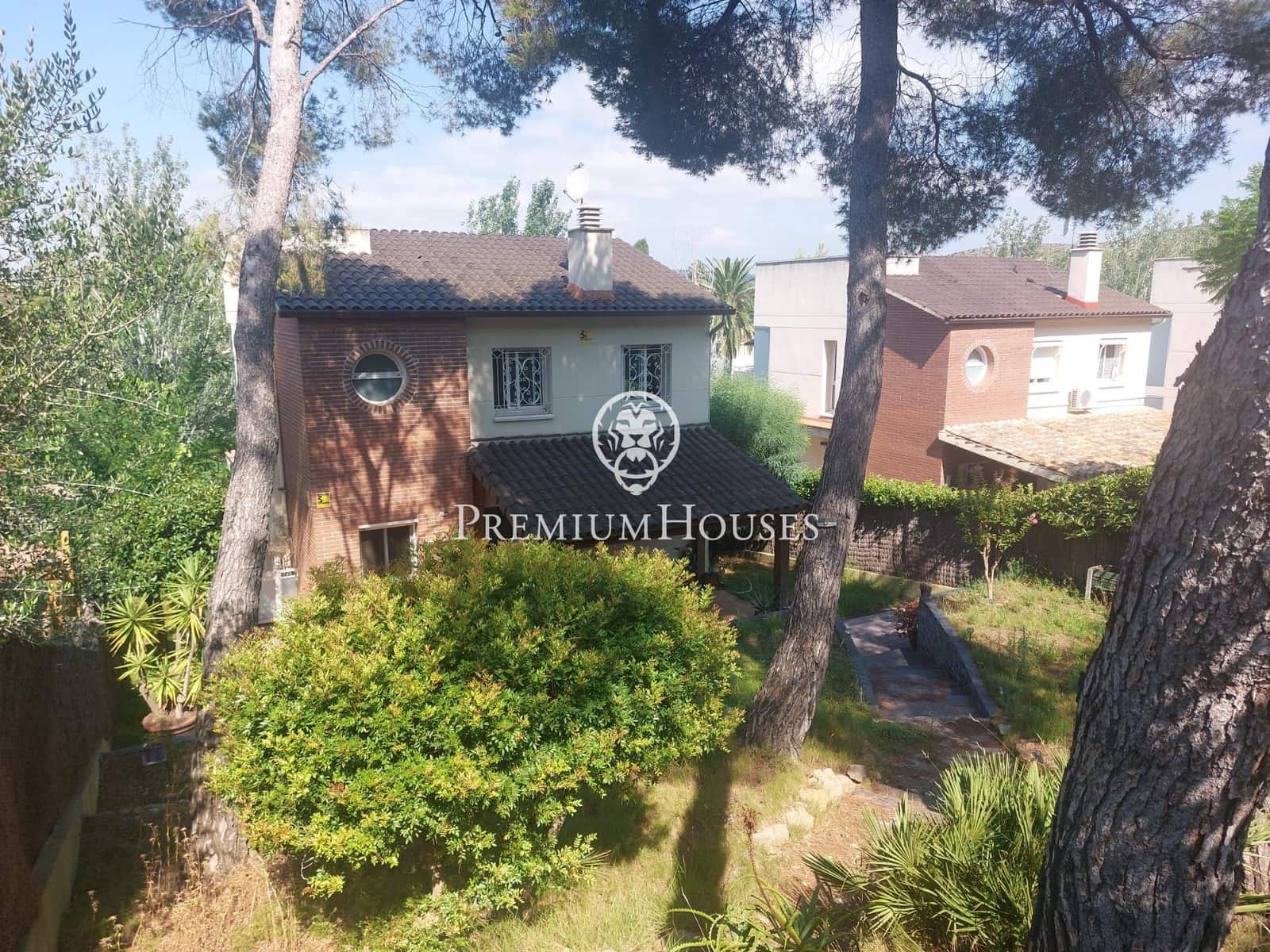 4 soveværelse Semi-Rækkehus til leje i Tarragona by med swimmingpool garage - € 2.900 (Ref: 9145720)