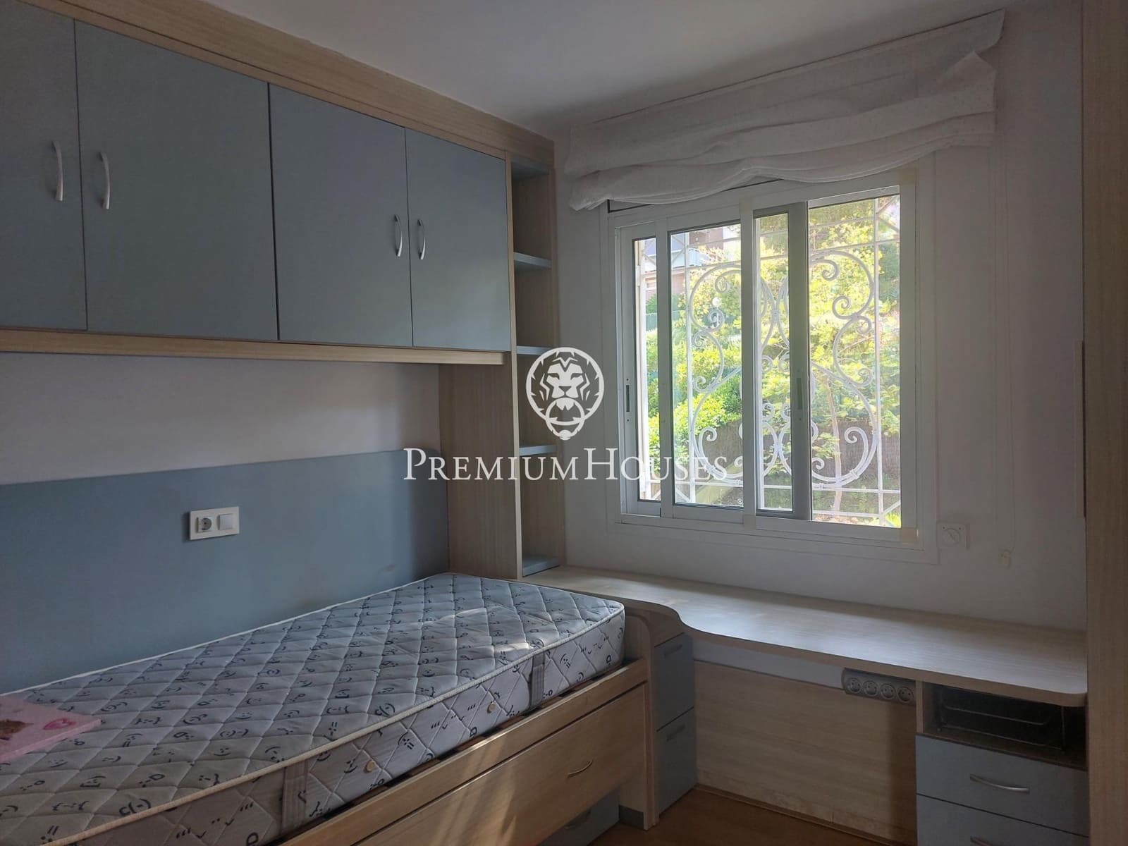 4 soveværelse Semi-Rækkehus til leje i Tarragona by med swimmingpool garage - € 2.900 (Ref: 9145720)