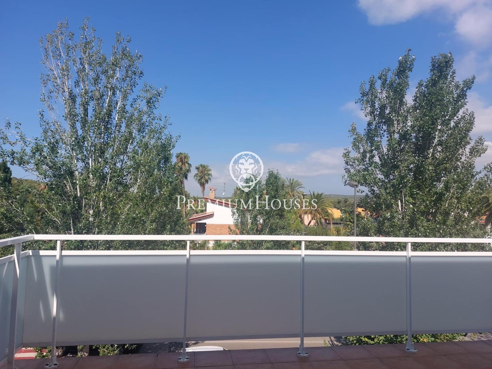 4 soveværelse Semi-Rækkehus til leje i Tarragona by med swimmingpool garage - € 2.900 (Ref: 9145720)