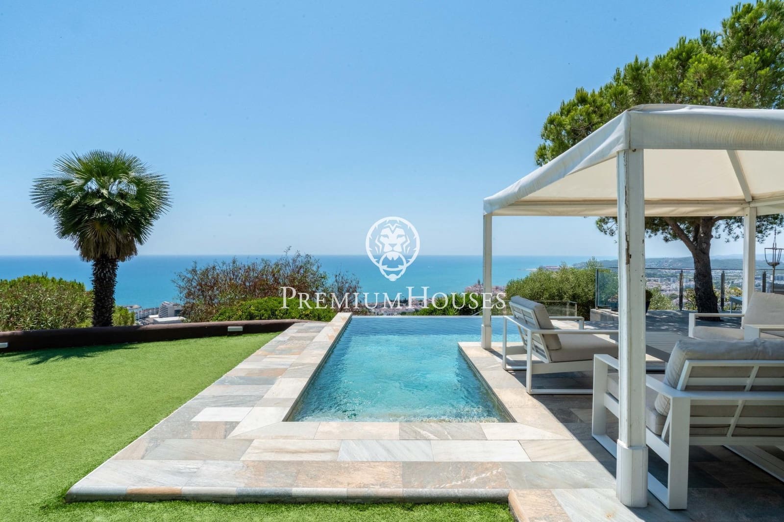 6 soveværelse Villa til salg i Sitges med swimmingpool garage - € 2.975.000 (Ref: 9152411)