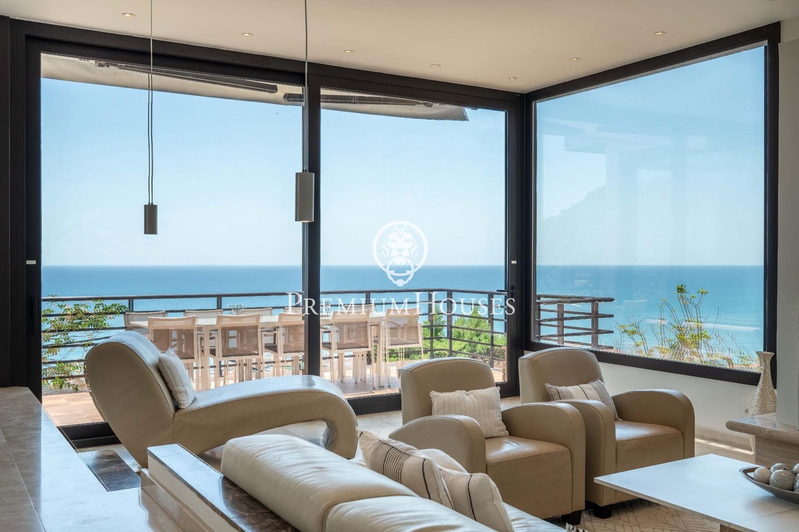 6 soveværelse Villa til salg i Sitges med swimmingpool garage - € 2.975.000 (Ref: 9152411)