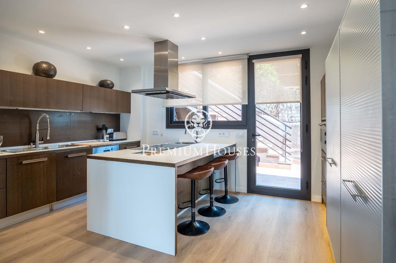 6 soveværelse Villa til salg i Sitges med swimmingpool garage - € 2.975.000 (Ref: 9152411)