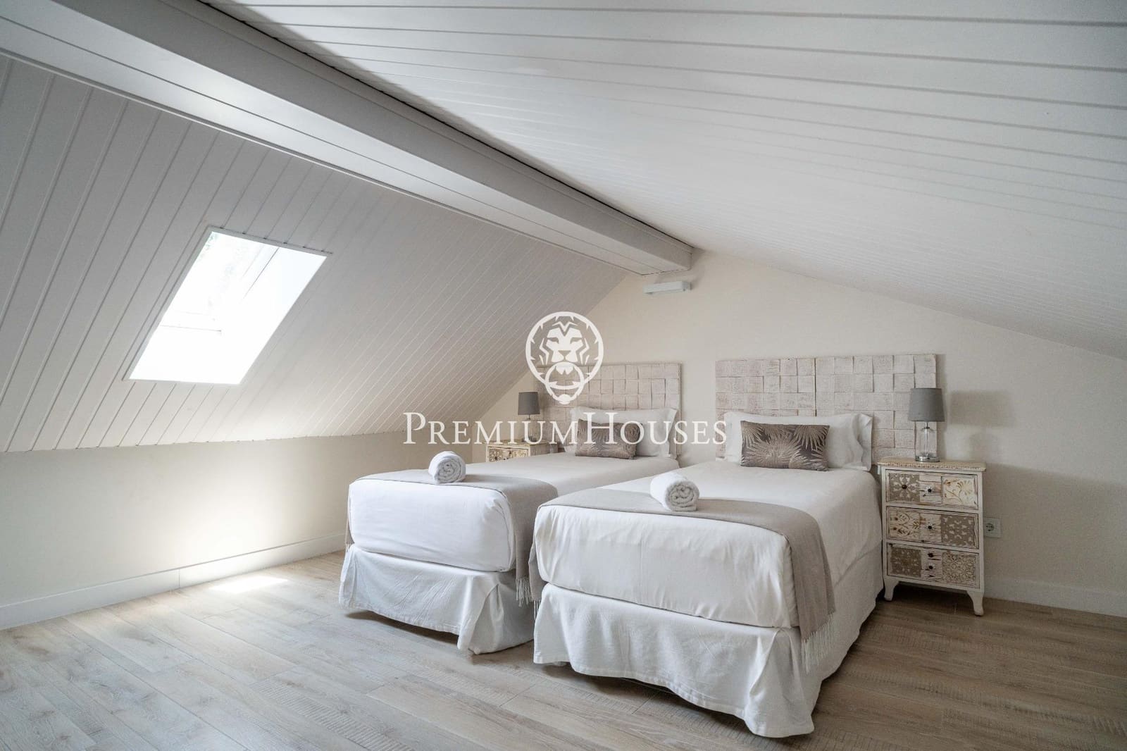 6 soveværelse Villa til salg i Sitges med swimmingpool garage - € 2.975.000 (Ref: 9152411)