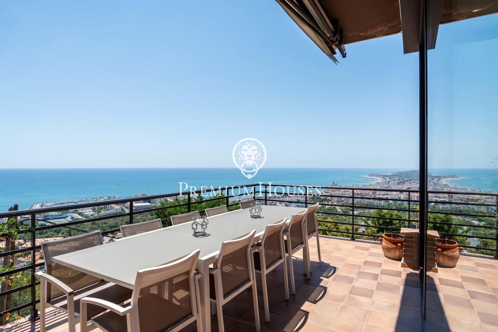 6 soveværelse Villa til salg i Sitges med swimmingpool garage - € 2.975.000 (Ref: 9152411)