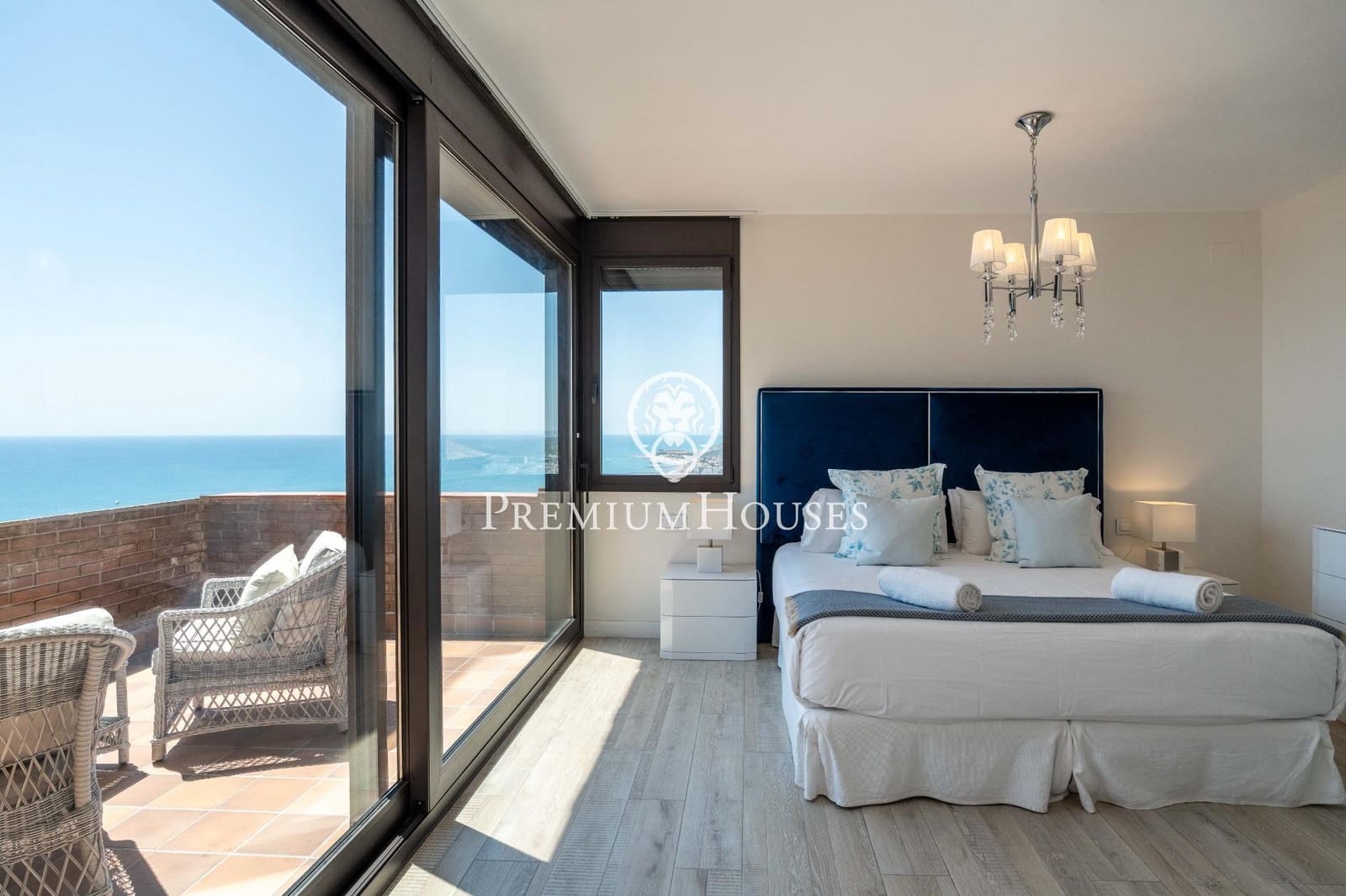 6 soveværelse Villa til salg i Sitges med swimmingpool garage - € 2.975.000 (Ref: 9152411)
