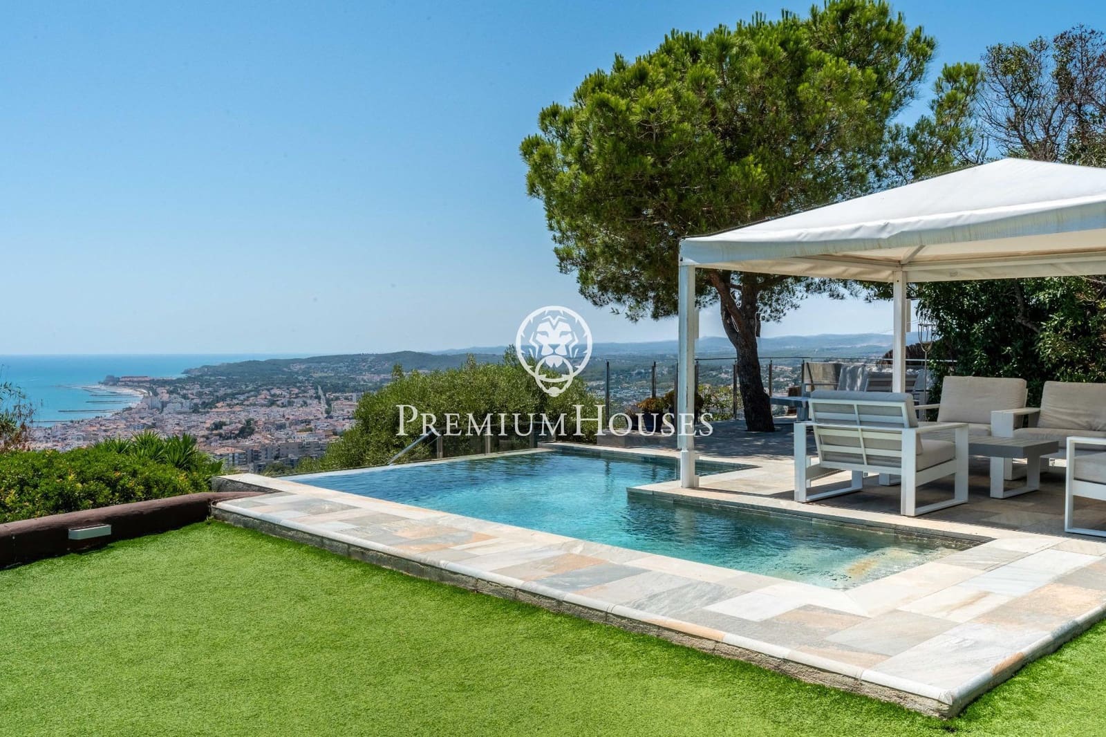 6 soveværelse Villa til salg i Sitges med swimmingpool garage - € 2.975.000 (Ref: 9152411)