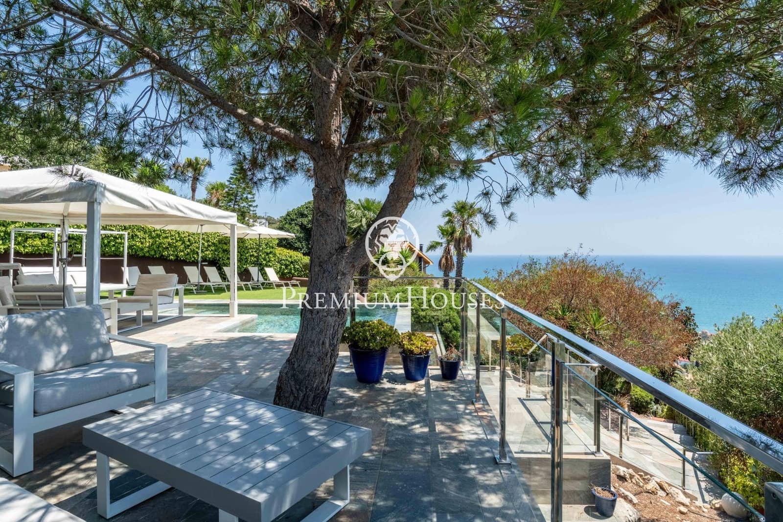 6 soveværelse Villa til salg i Sitges med swimmingpool garage - € 2.975.000 (Ref: 9152411)