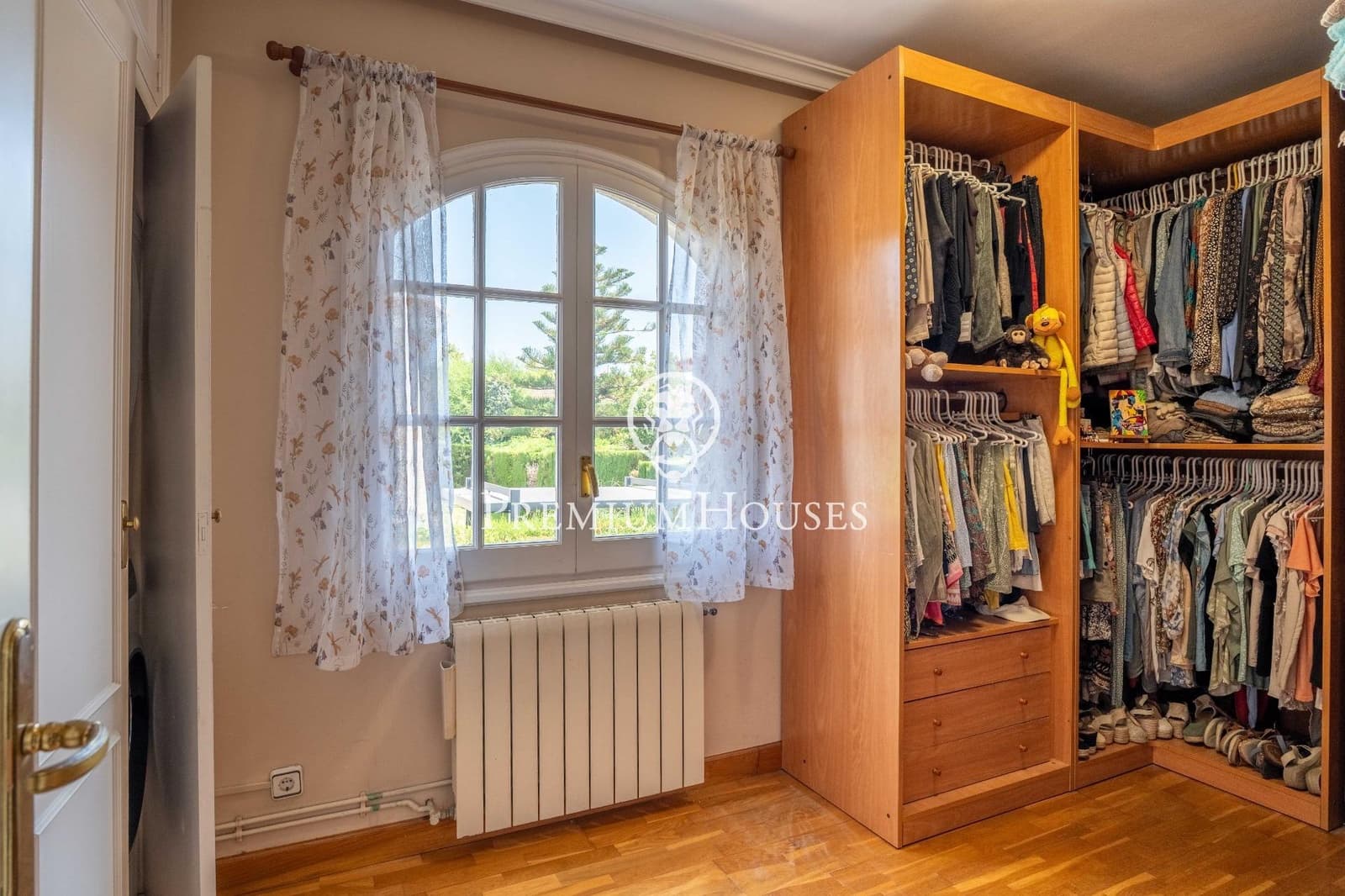 5 soveværelse Villa til salg i Vilafortuny med swimmingpool garage - € 595.000 (Ref: 9161209)