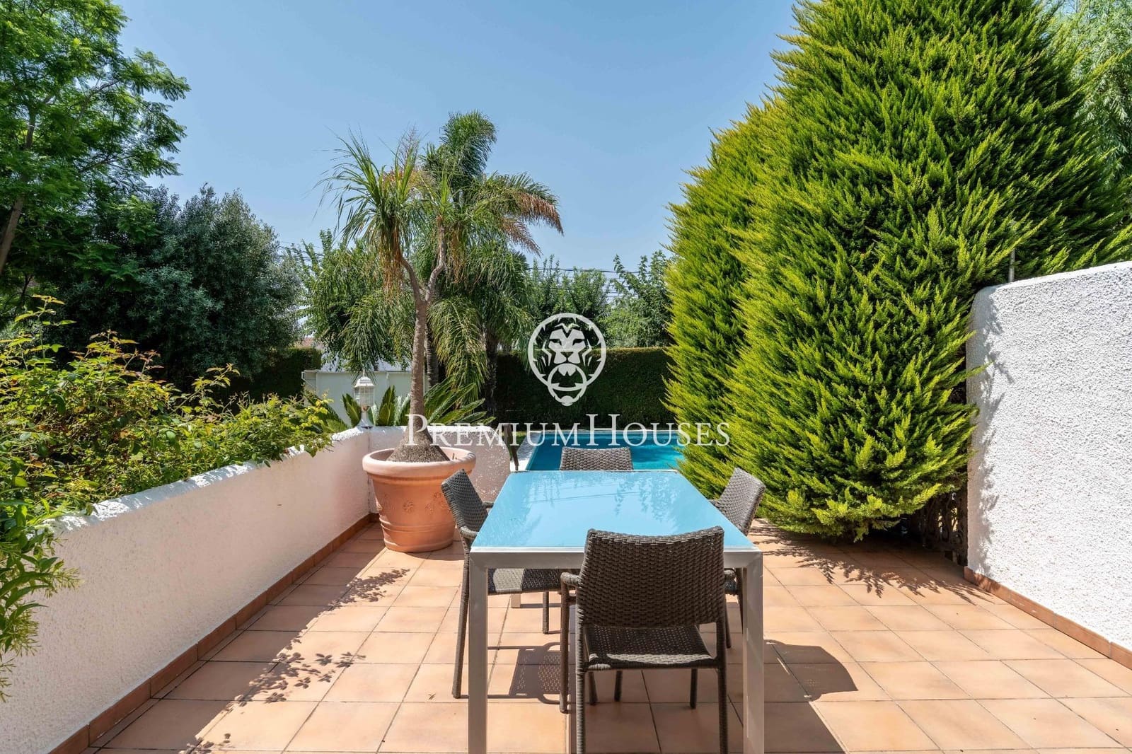 5 soveværelse Villa til salg i Vilafortuny med swimmingpool garage - € 595.000 (Ref: 9161209)