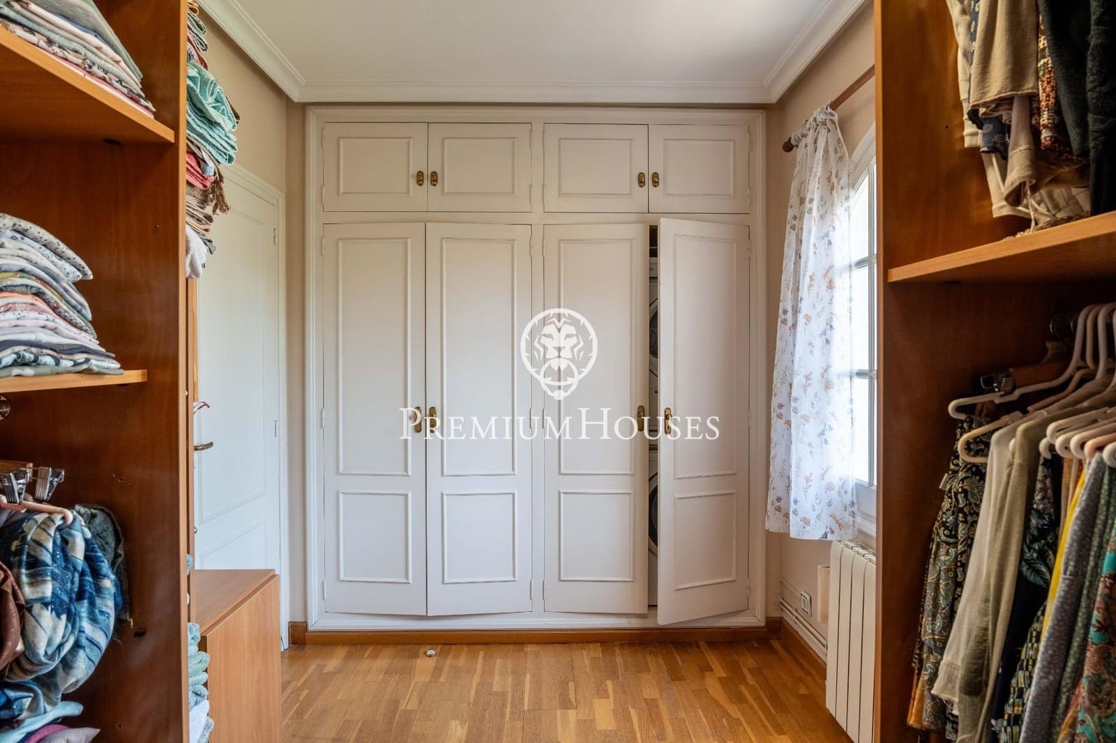 5 soveværelse Villa til salg i Vilafortuny med swimmingpool garage - € 595.000 (Ref: 9161209)