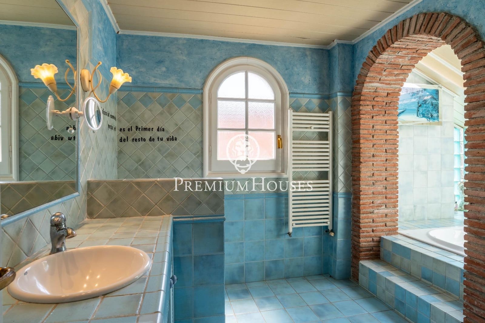 5 soveværelse Villa til salg i Vilafortuny med swimmingpool garage - € 595.000 (Ref: 9161209)