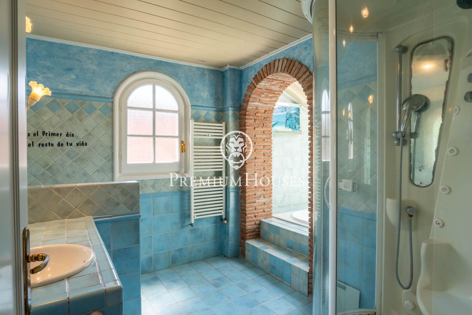 5 soveværelse Villa til salg i Vilafortuny med swimmingpool garage - € 595.000 (Ref: 9161209)