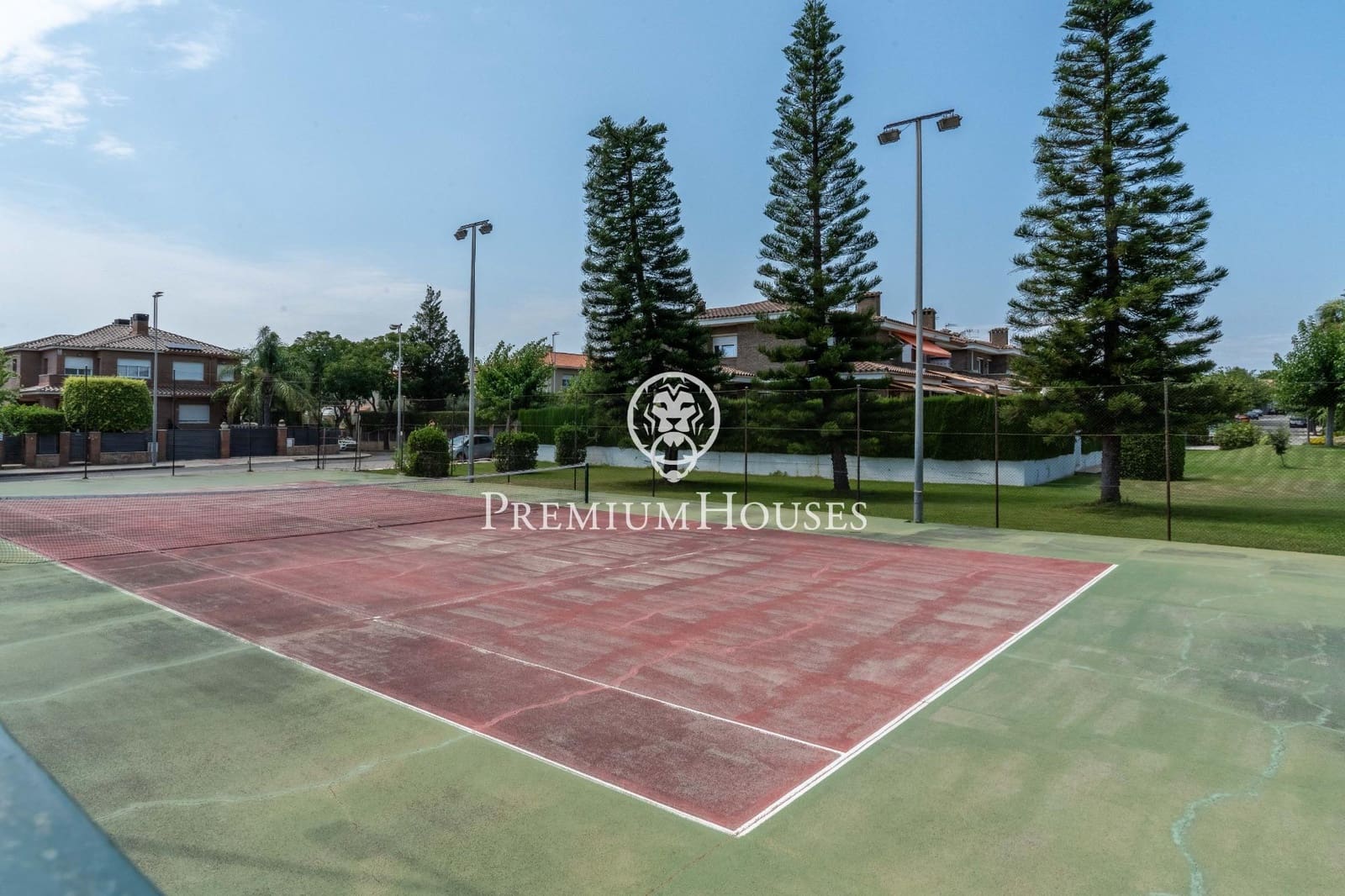 5 soveværelse Villa til salg i Vilafortuny med swimmingpool garage - € 595.000 (Ref: 9161209)