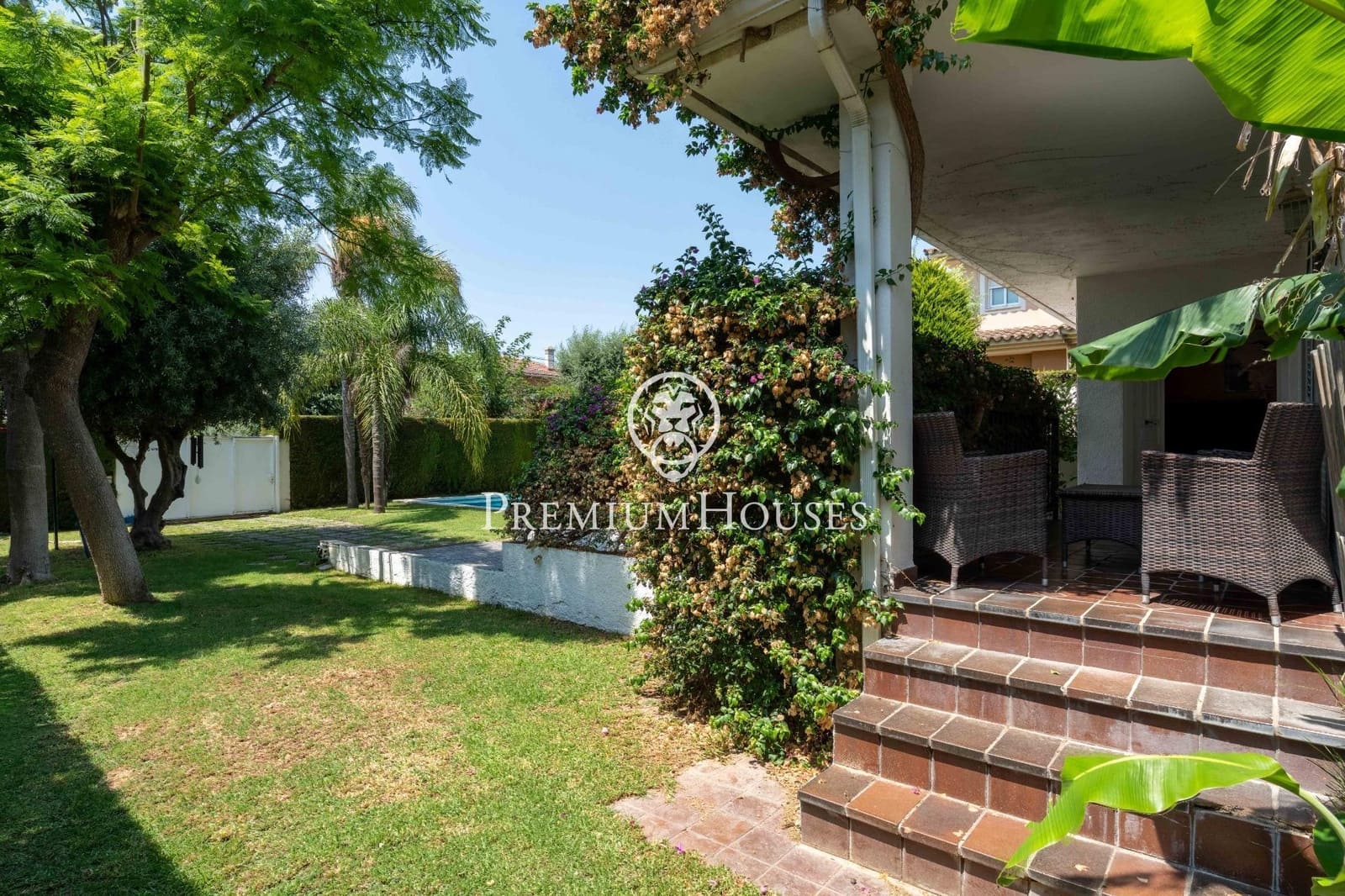 5 soveværelse Villa til salg i Vilafortuny med swimmingpool garage - € 595.000 (Ref: 9161209)