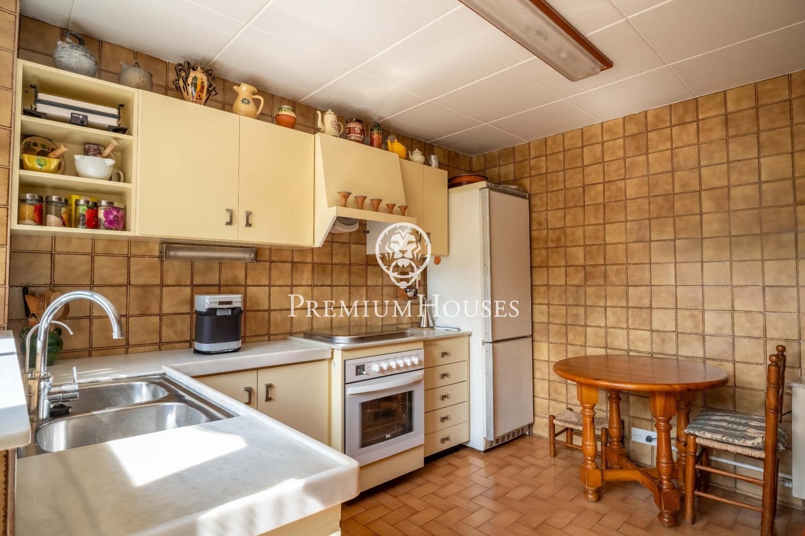 5 soverom Hus til salgs i Vilaverd med garasje - € 289 000 (Ref: 9163974)