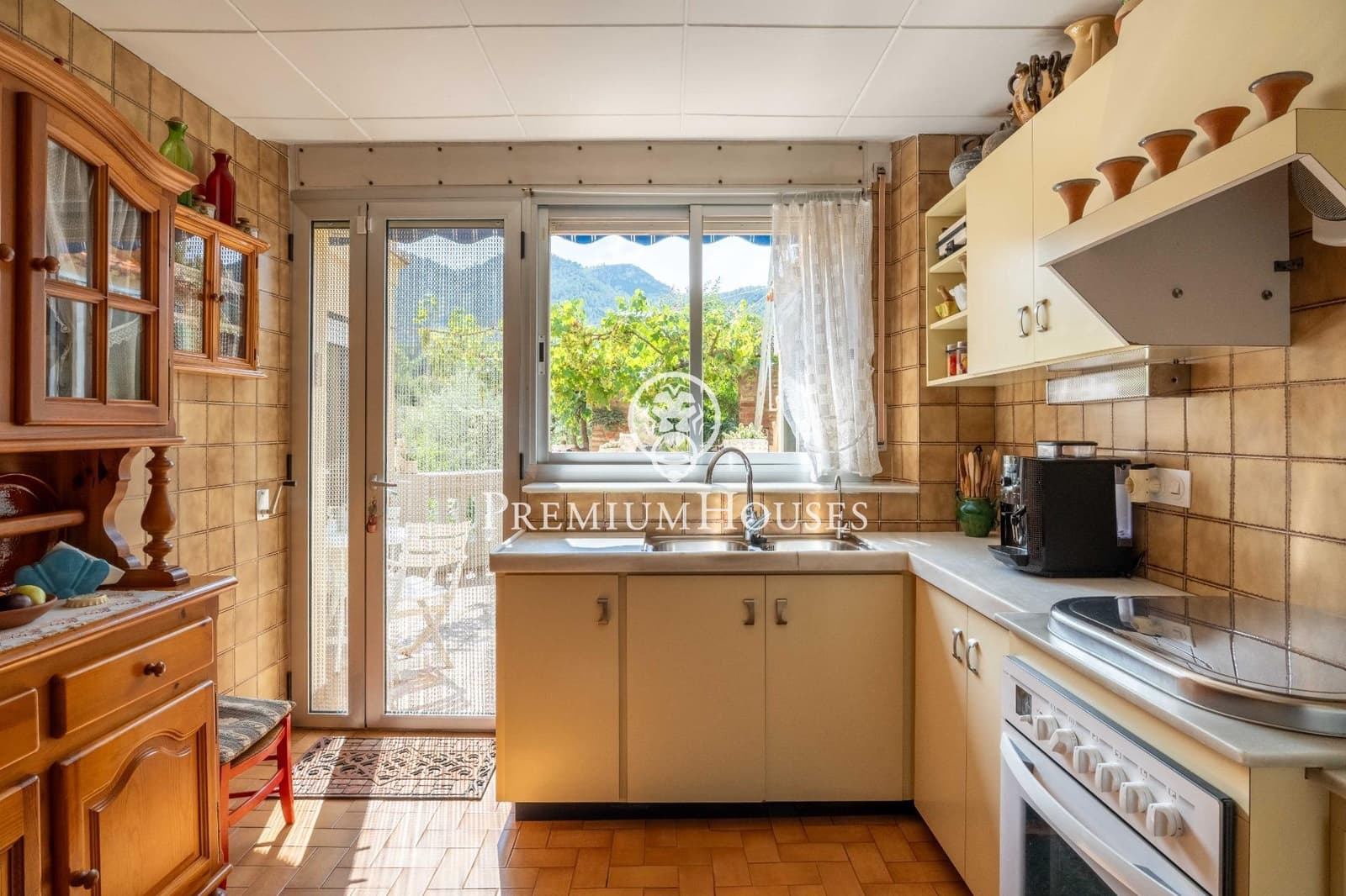 5 soverom Hus til salgs i Vilaverd med garasje - € 289 000 (Ref: 9163974)