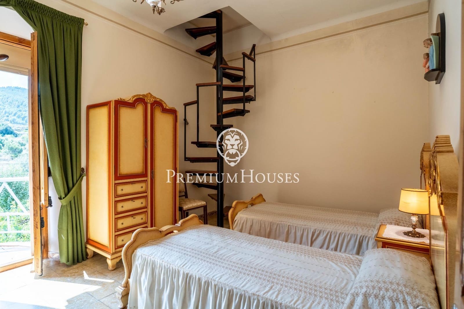 5 soverom Hus til salgs i Vilaverd med garasje - € 289 000 (Ref: 9163974)