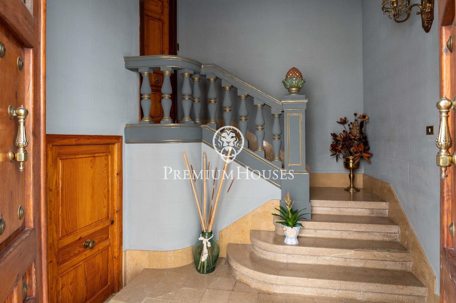 5 soverom Hus til salgs i Vilaverd med garasje - € 289 000 (Ref: 9163974)