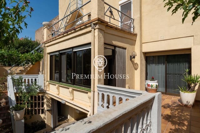 5 bedroom Townhouse for sale in Vilaverd with garage - € 289,000 (Ref: 9163974)