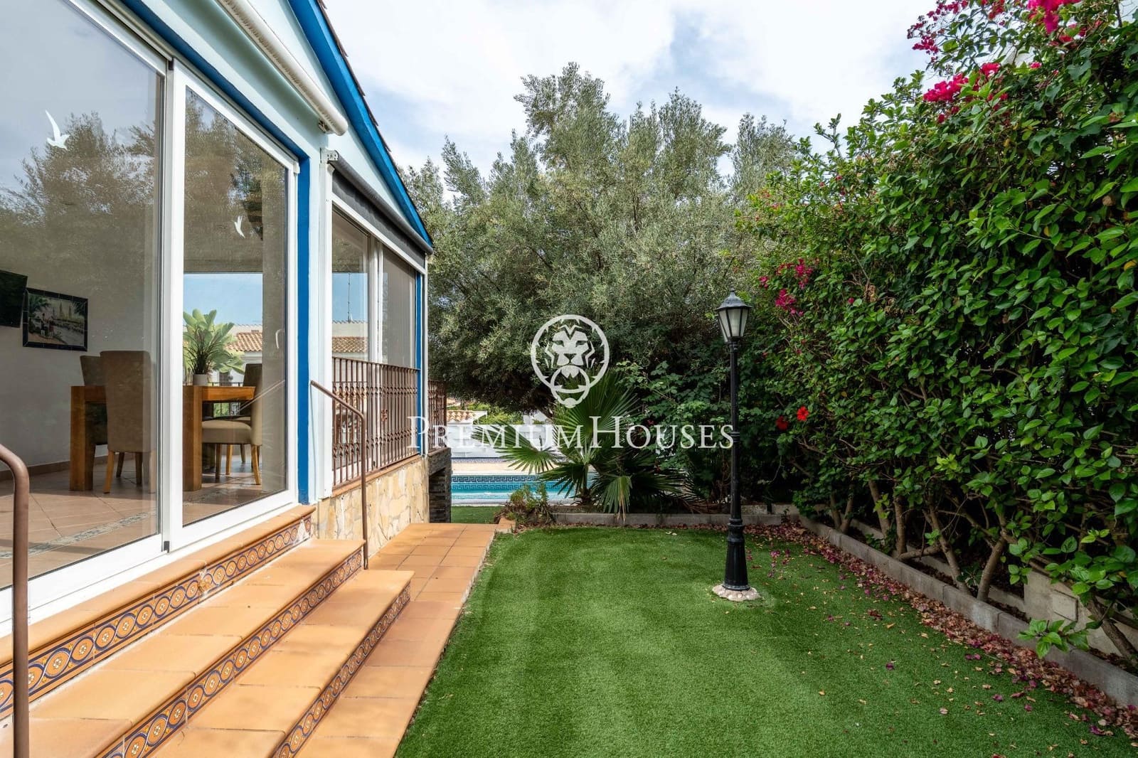 5 soveværelse Villa til salg i Sitges med swimmingpool - € 1.440.000 (Ref: 9169707)