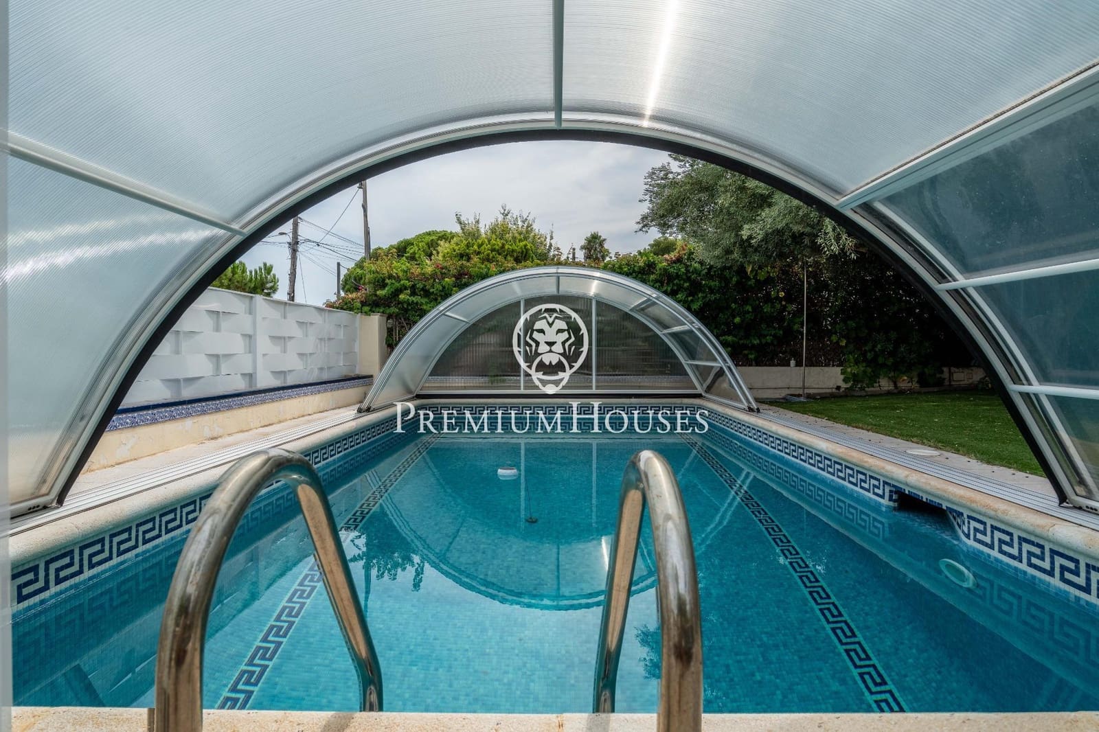 5 soveværelse Villa til salg i Sitges med swimmingpool - € 1.440.000 (Ref: 9169707)