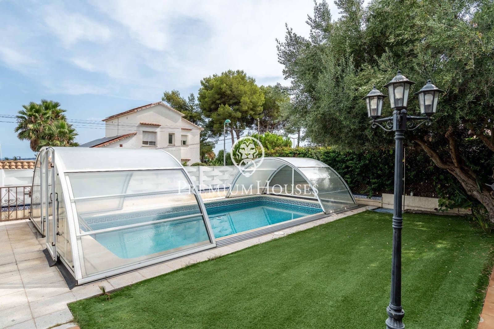5 soveværelse Villa til salg i Sitges med swimmingpool - € 1.440.000 (Ref: 9169707)