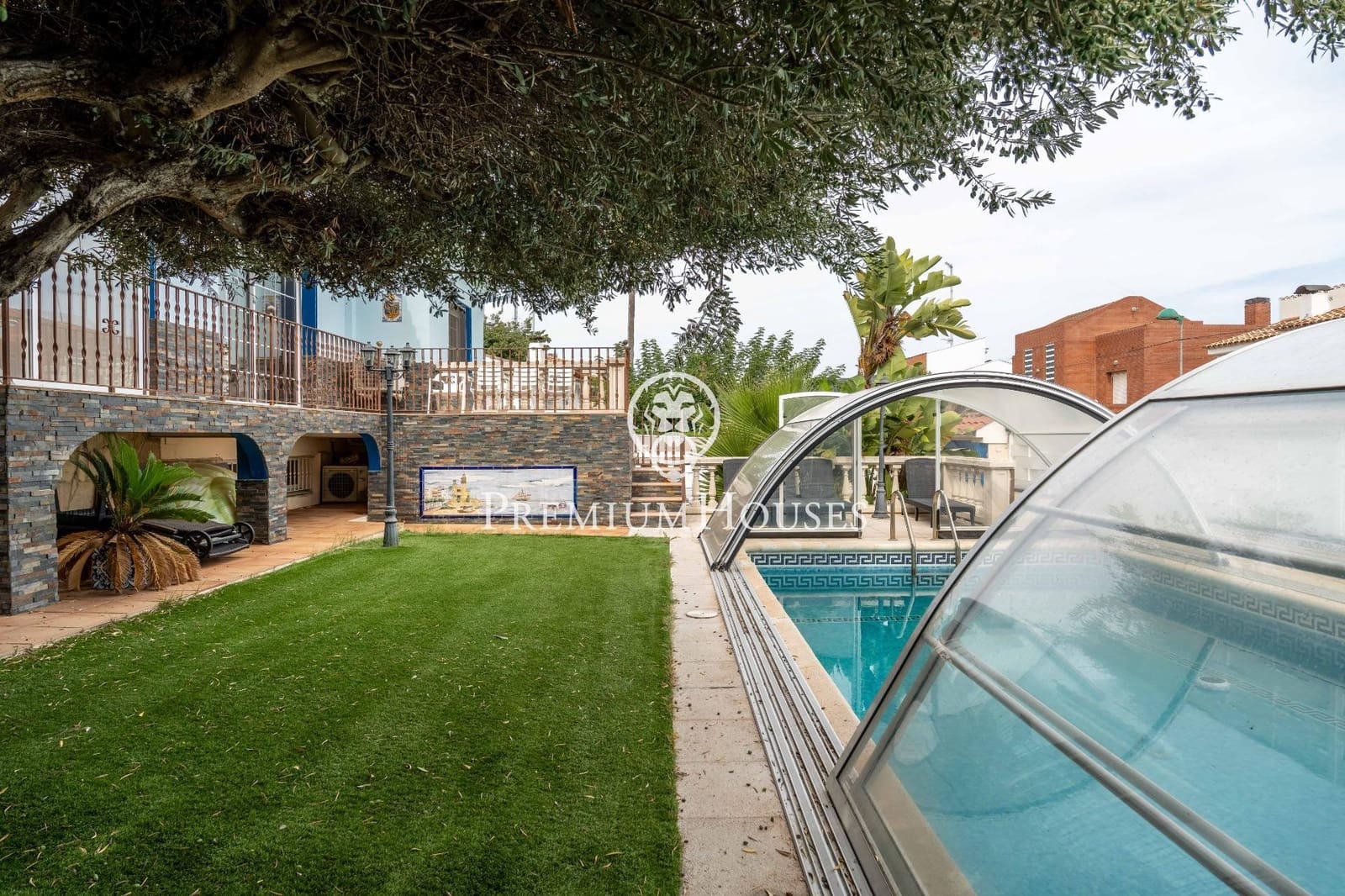 5 soveværelse Villa til salg i Sitges med swimmingpool - € 1.440.000 (Ref: 9169707)