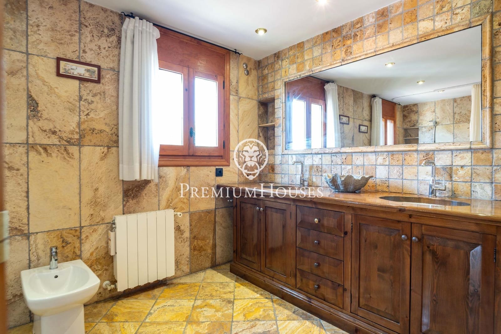 4 sypialnia Willa na sprzedaż w Vilafortuny z basenem garażem - 850 000 € (Ref: 9176591)