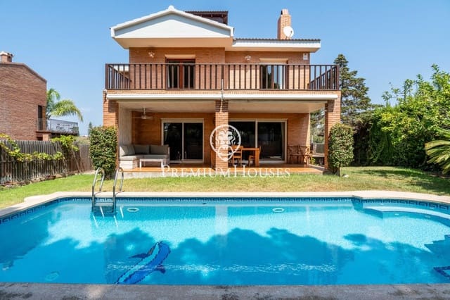 4 sypialnia Willa na sprzedaż w Vilafortuny, Cambrils z basenem garażem - 850 000 € (Ref: 9176591)