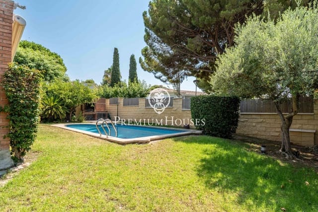 4 sypialnia Willa na sprzedaż w Vilafortuny, Cambrils z basenem garażem - 850 000 € (Ref: 9176591)