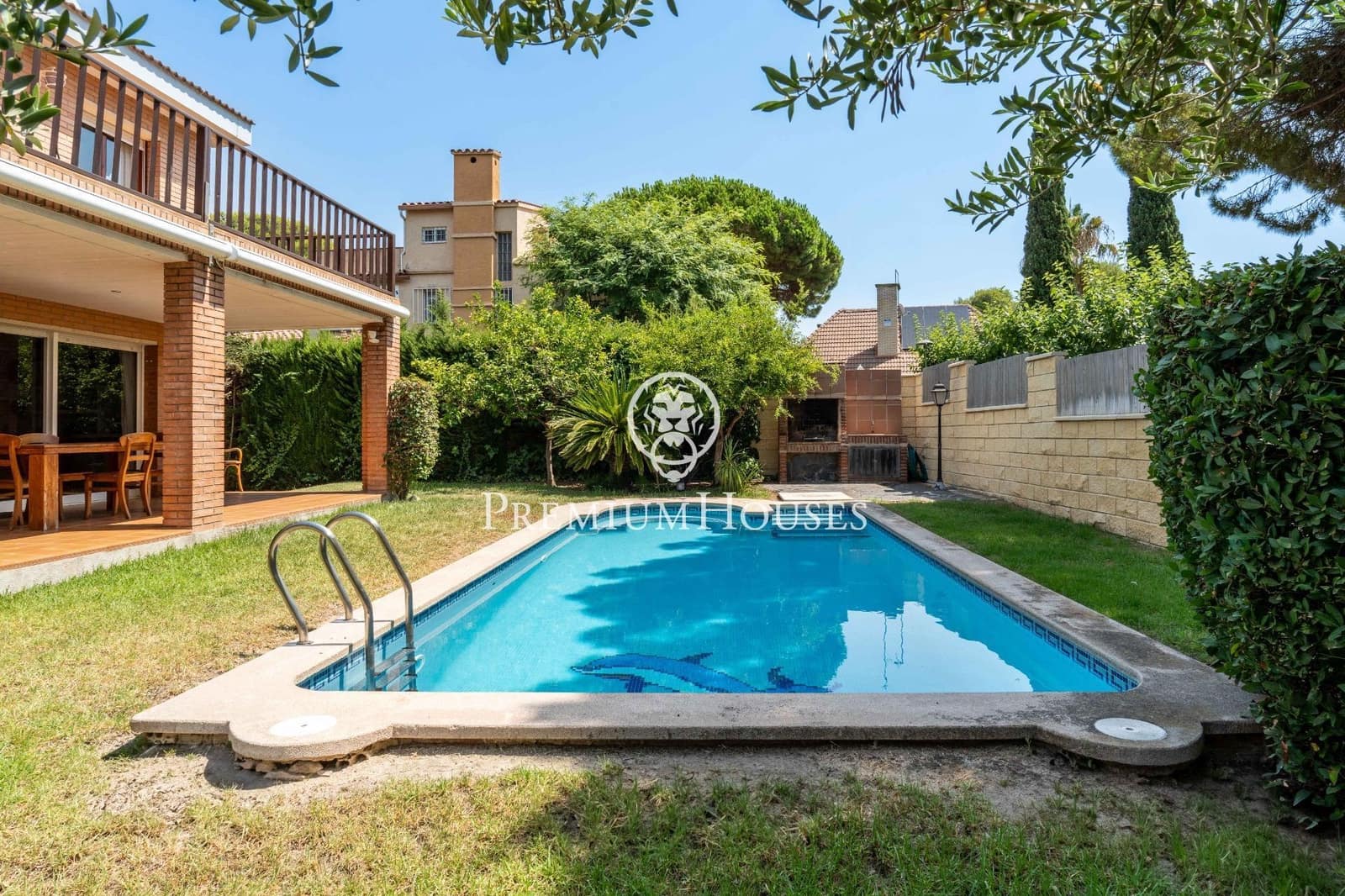 4 sypialnia Willa na sprzedaż w Vilafortuny z basenem garażem - 850 000 € (Ref: 9176591)