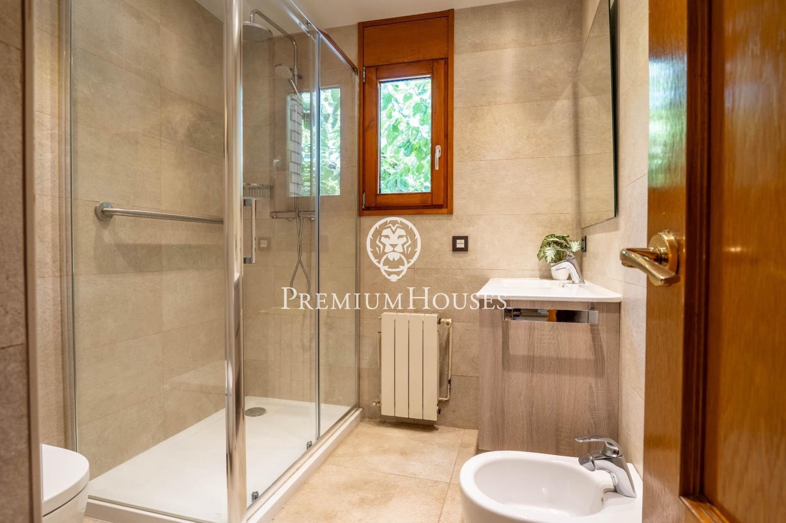 4 soveværelse Villa til salg i Vilafortuny med swimmingpool garage - € 850.000 (Ref: 9176591)