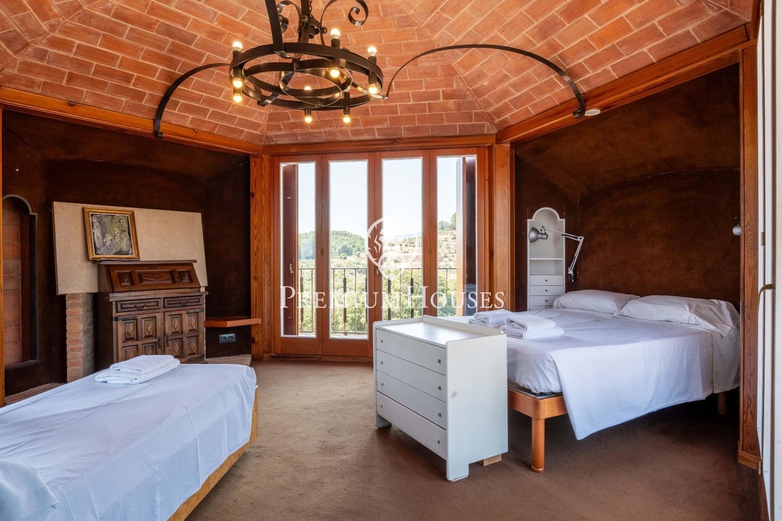 9 soveværelse Villa til salg i Riudecanyes med swimmingpool - € 1.280.000 (Ref: 9187164)