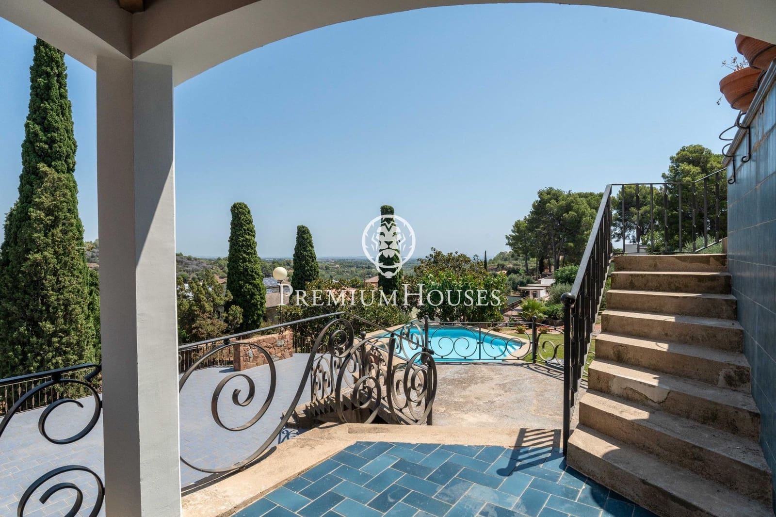 9 soveværelse Villa til salg i Riudecanyes med swimmingpool - € 1.280.000 (Ref: 9187164)