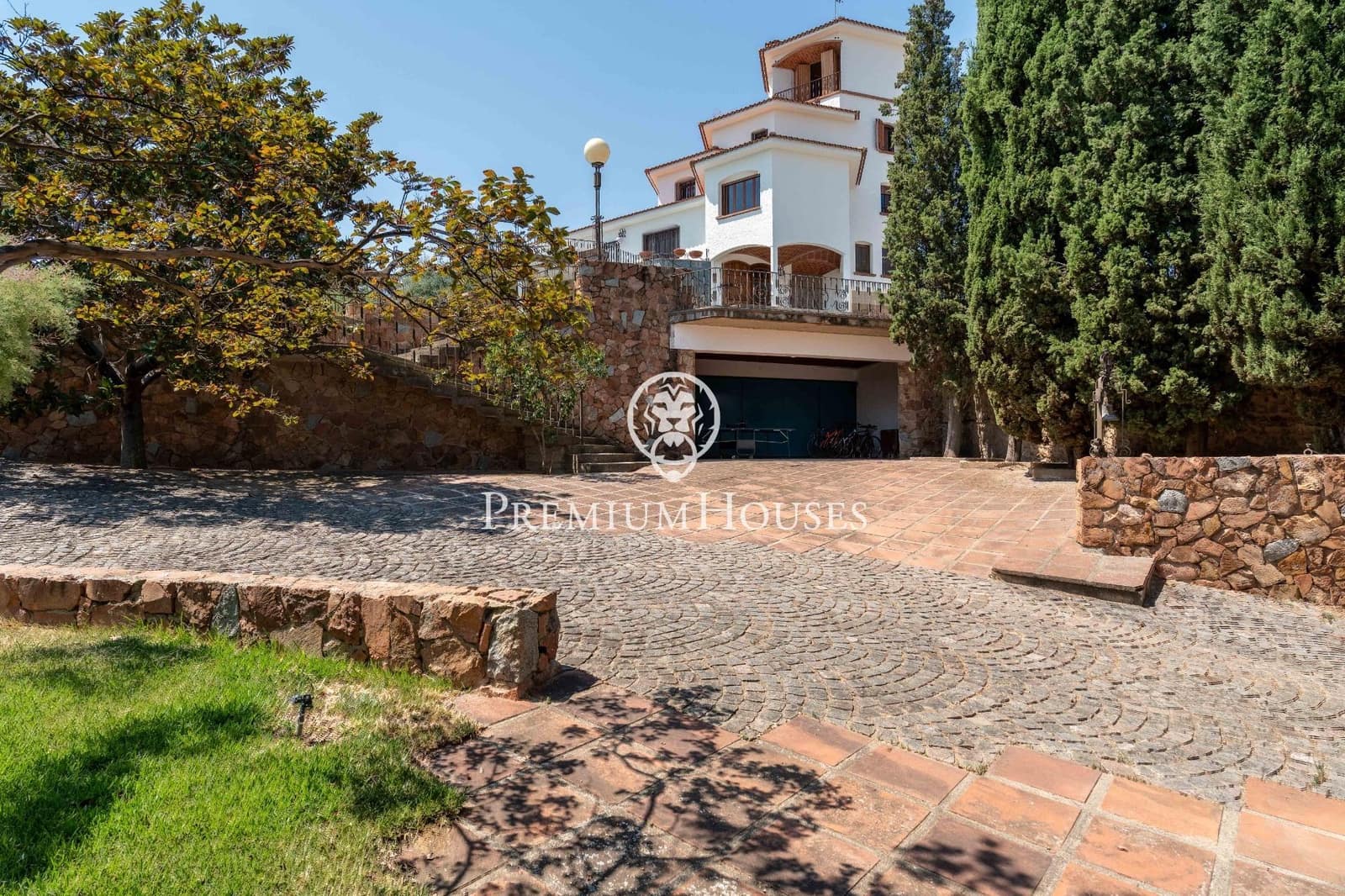 9 soveværelse Villa til salg i Riudecanyes med swimmingpool - € 1.280.000 (Ref: 9187164)