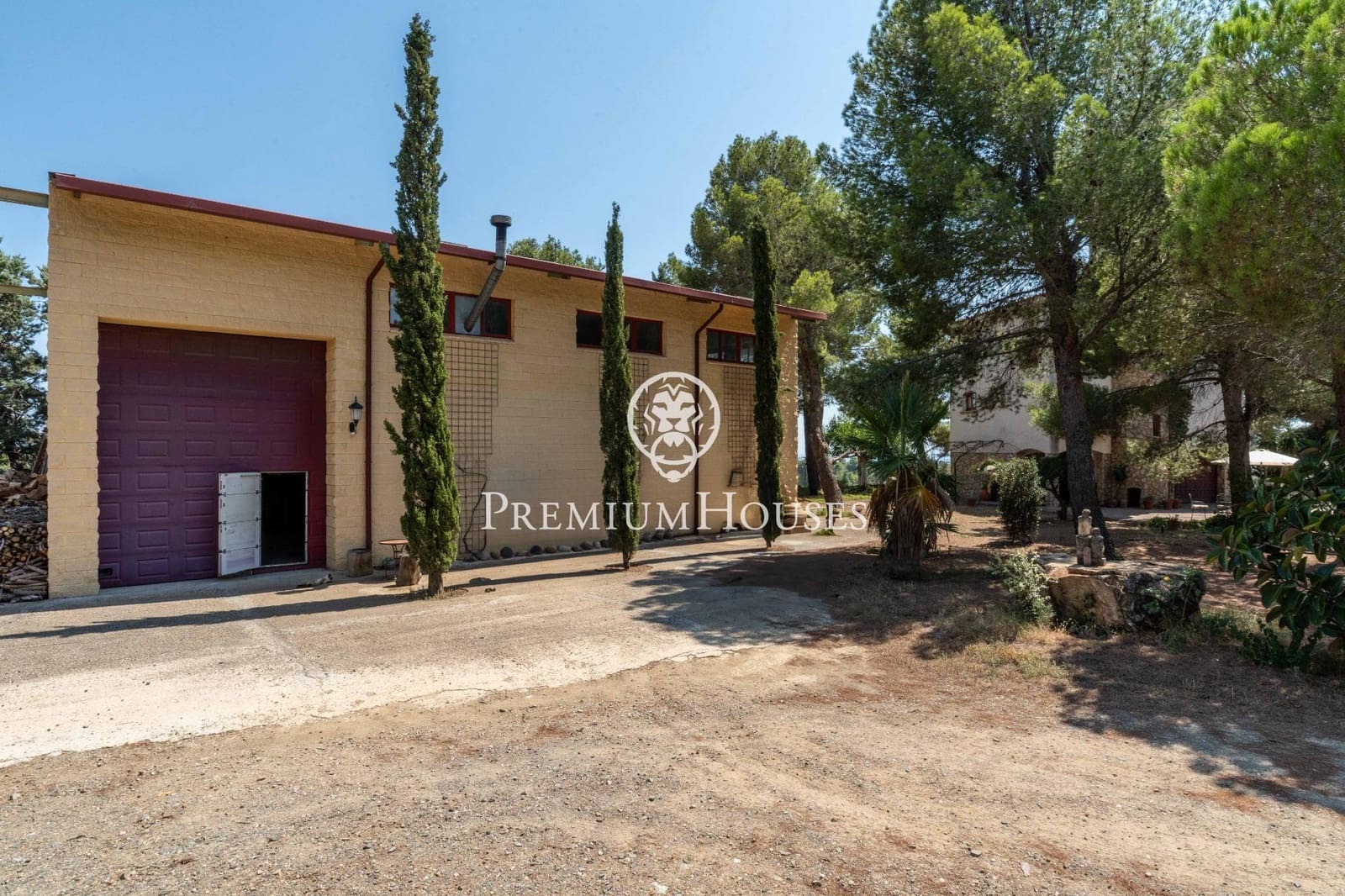 4 soveværelse Finca/Landehus til salg i Riudecanyes med garage - € 570.000 (Ref: 9188649)