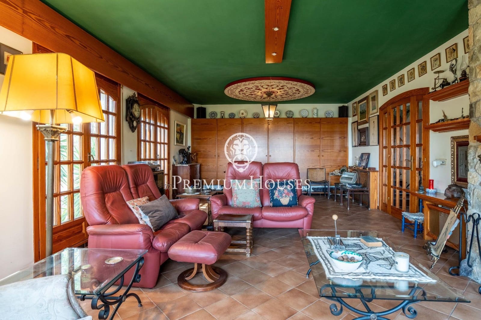 4 soveværelse Finca/Landehus til salg i Riudecanyes med garage - € 570.000 (Ref: 9188649)