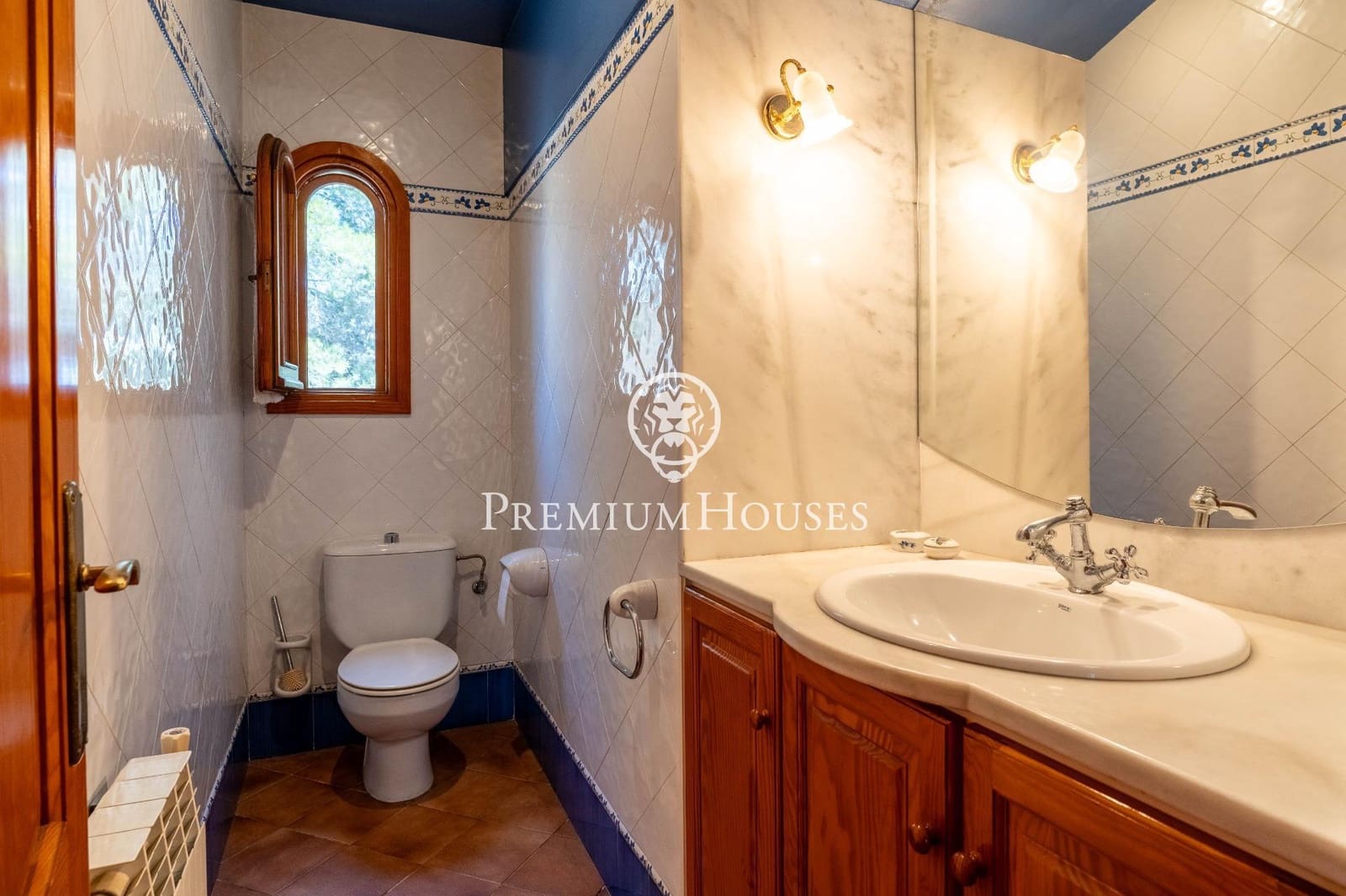 4 soveværelse Finca/Landehus til salg i Riudecanyes med garage - € 570.000 (Ref: 9188649)