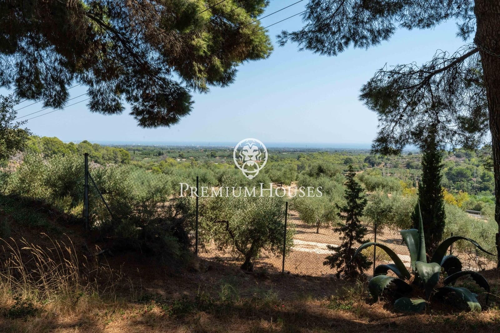 4 soveværelse Finca/Landehus til salg i Riudecanyes med garage - € 570.000 (Ref: 9188649)