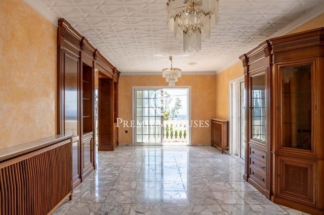 6 Zimmer Villa zu verkaufen in Gavà mit Pool Garage - 1.165.000 € (Ref: 9206697)