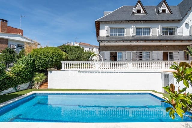 6 Zimmer Villa zu verkaufen in Gavà mit Pool Garage - 1.165.000 € (Ref: 9206697)