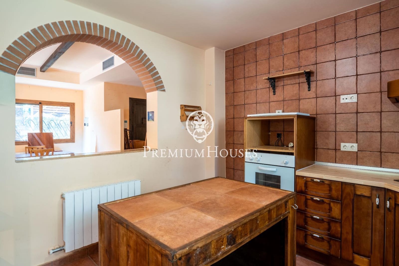 9 sypialnia Willa na sprzedaż w Castelldefels z basenem garażem - 2 500 000 € (Ref: 9206698)