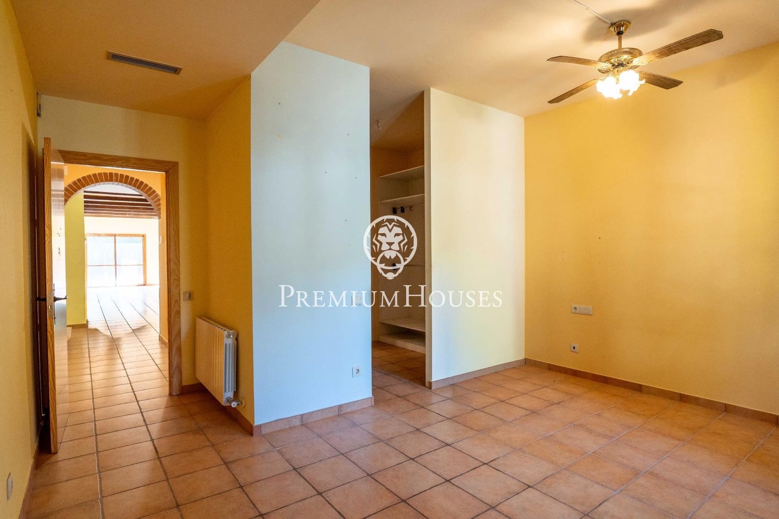 9 sypialnia Willa na sprzedaż w Castelldefels z basenem garażem - 2 500 000 € (Ref: 9206698)