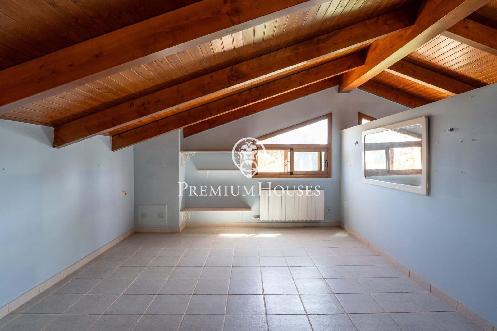 9 sypialnia Willa na sprzedaż w Castelldefels z basenem garażem - 2 500 000 € (Ref: 9206698)