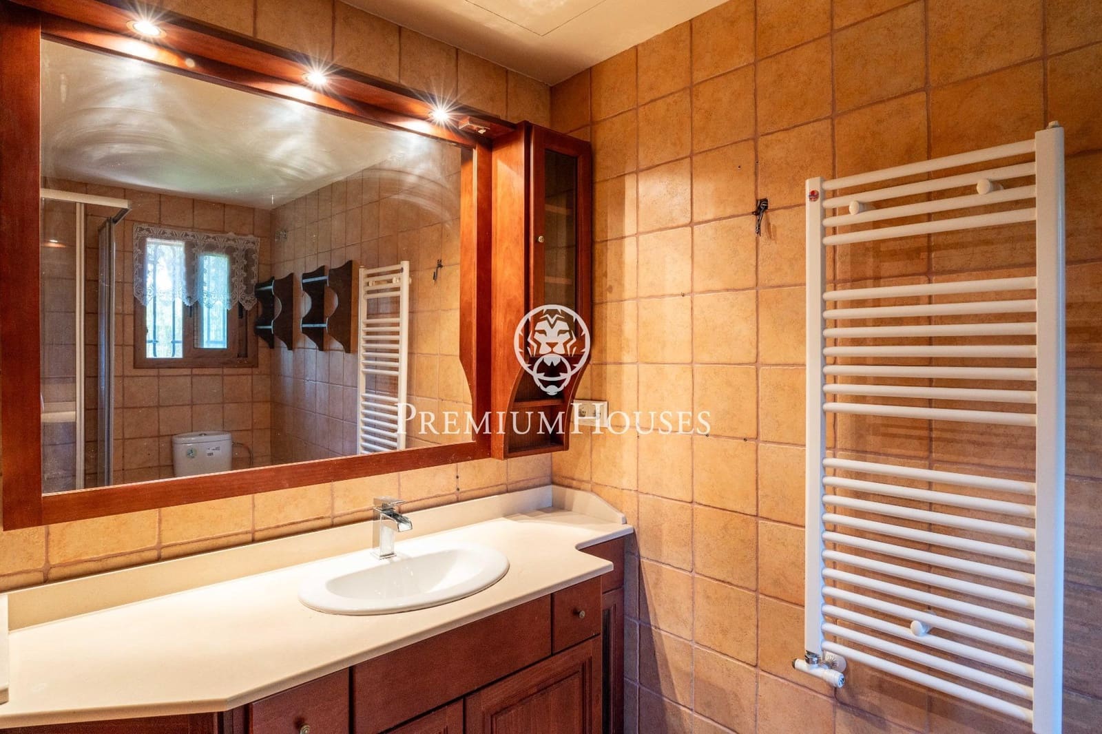 9 sypialnia Willa na sprzedaż w Castelldefels z basenem garażem - 2 500 000 € (Ref: 9206698)